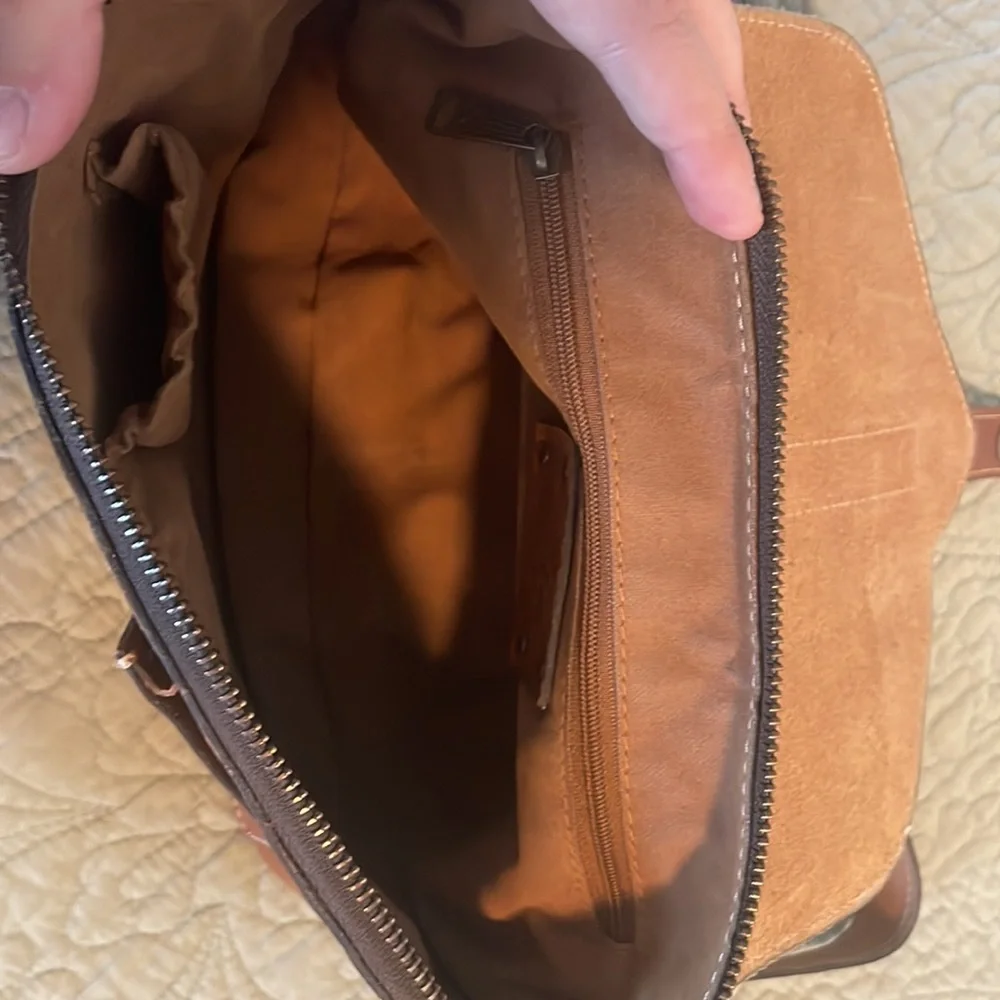 Patricia Nash crossbody - Picture 4 of 7